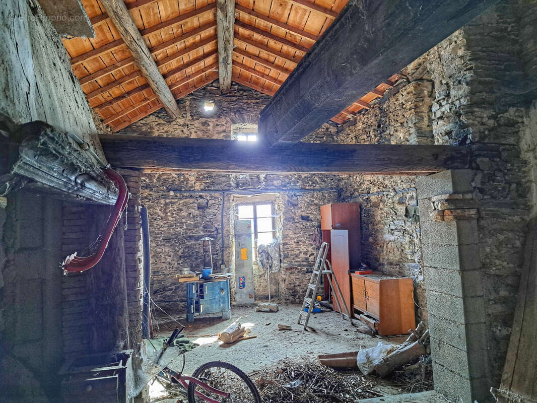 Maison à SAINT-MARTIAL