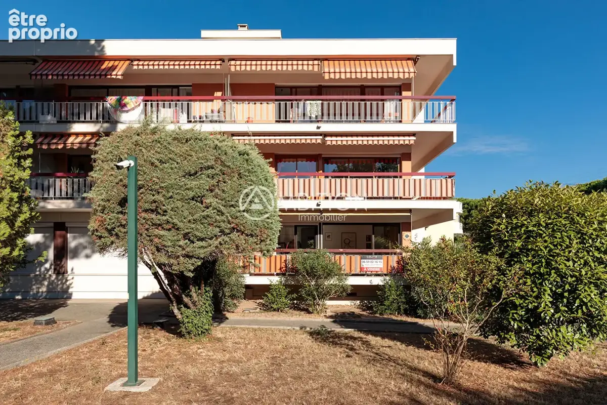 Frejus appartement 4 pièces spacieux proche toutes commodités - photo 3