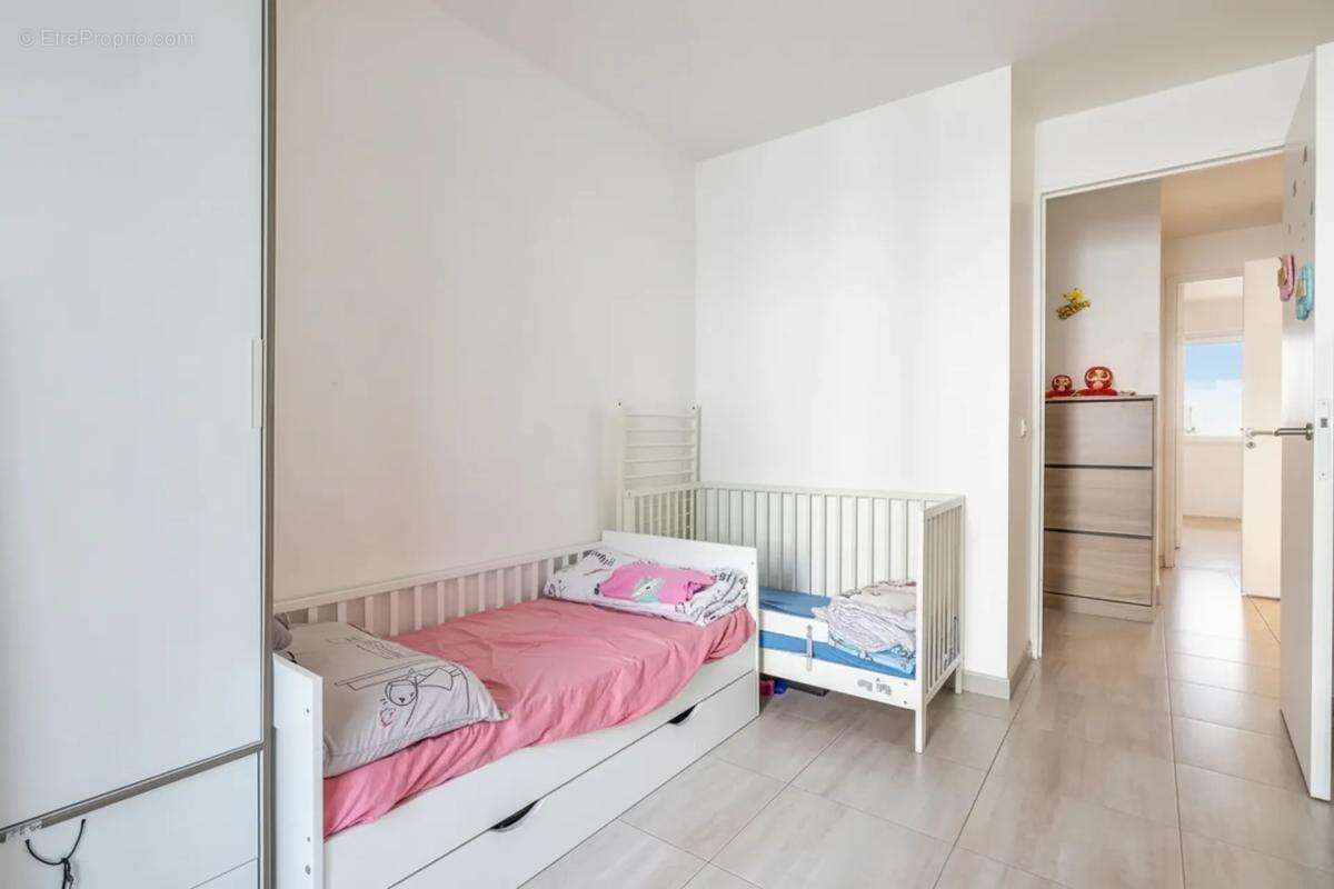 Appartement à IVRY-SUR-SEINE