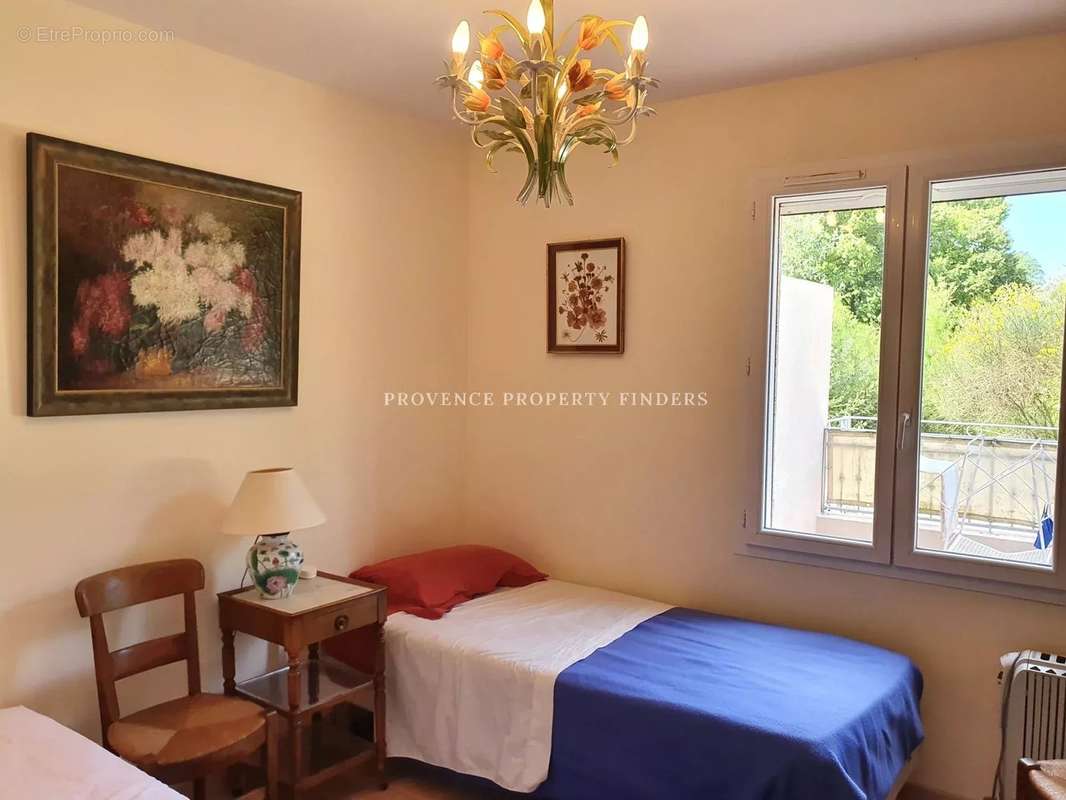 Appartement à LORGUES