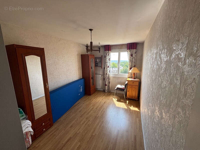 Appartement à CANTELEU