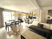 Maison à VIC-LA-GARDIOLE