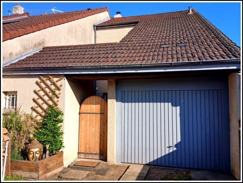 Maison à MOULINS