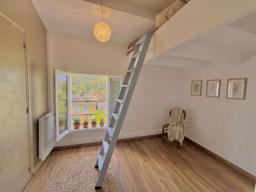 Maison de village 4 pièces de 113 m2   La Colle-sur-Loup - photo 9