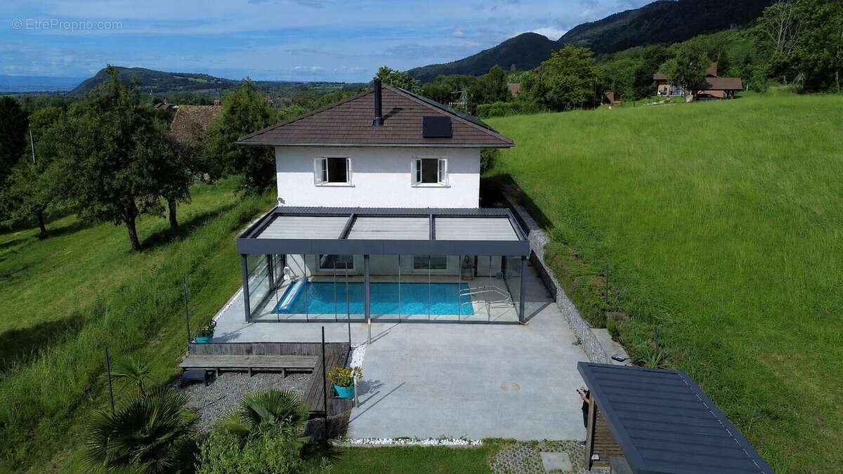 Maison à FESSY