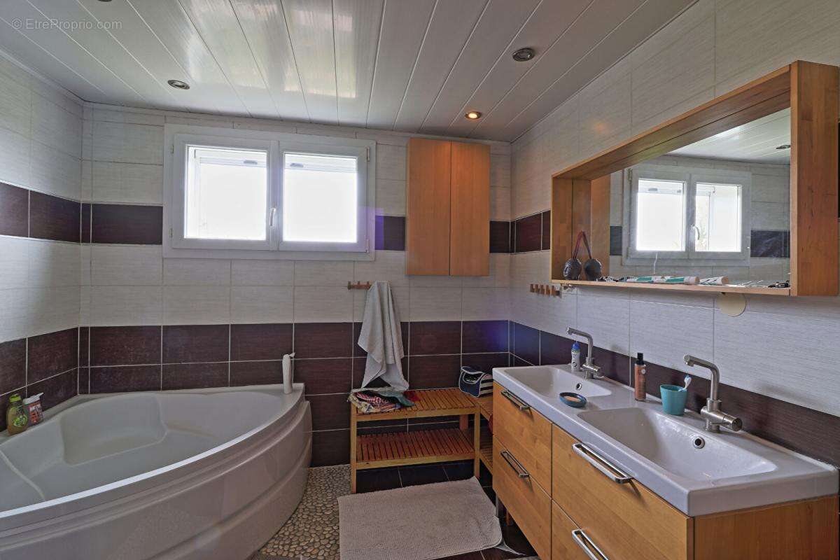 Maison à ANNECY-LE-VIEUX