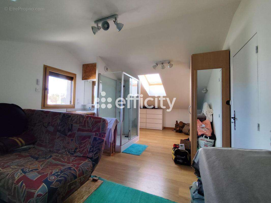 Maison à SAINT-ROMAIN-D'AY