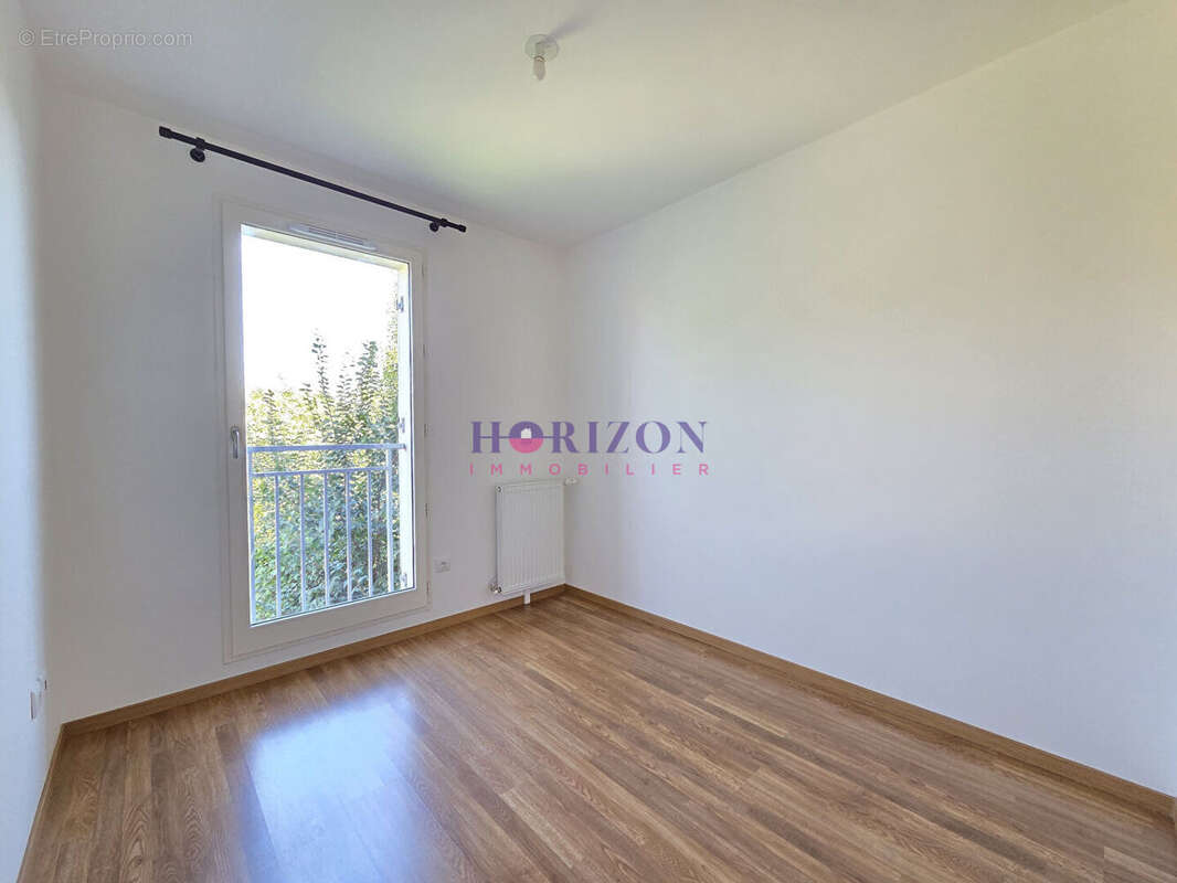 Appartement à LA CHAPELLE-EN-SERVAL