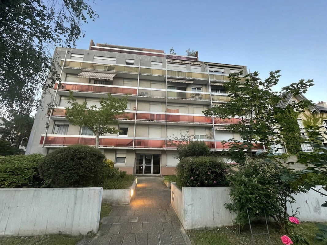 Appartement à COLOMBES