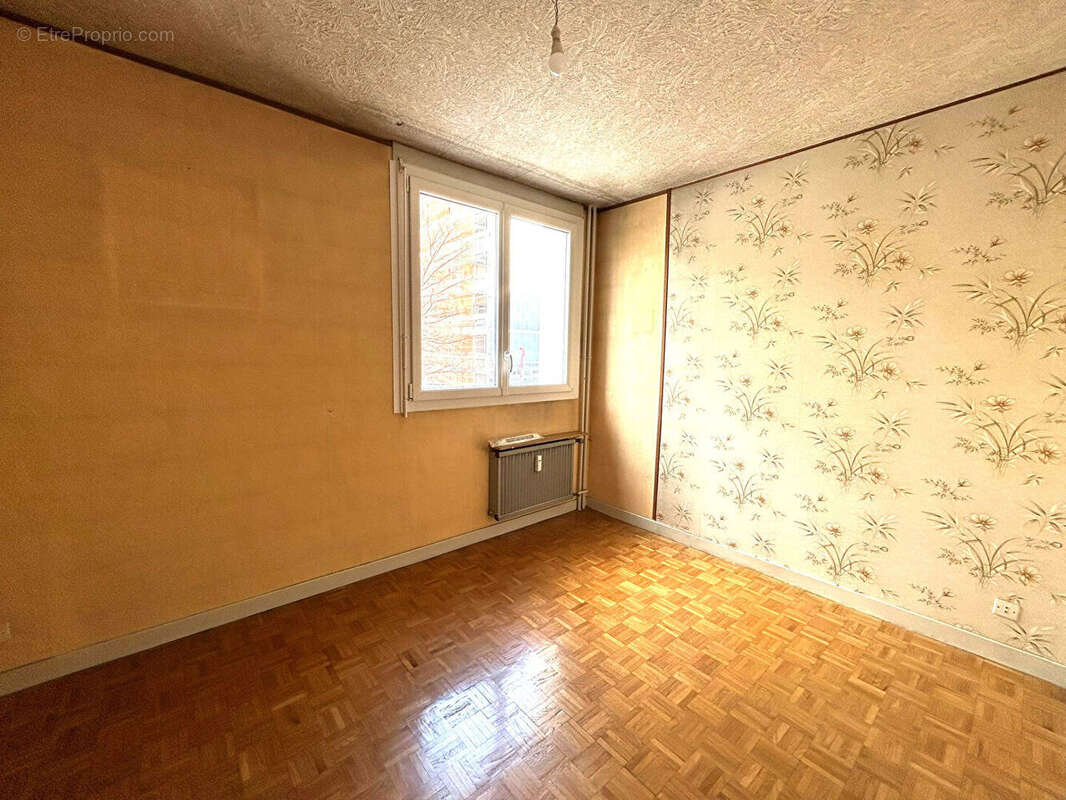 Appartement à OULLINS