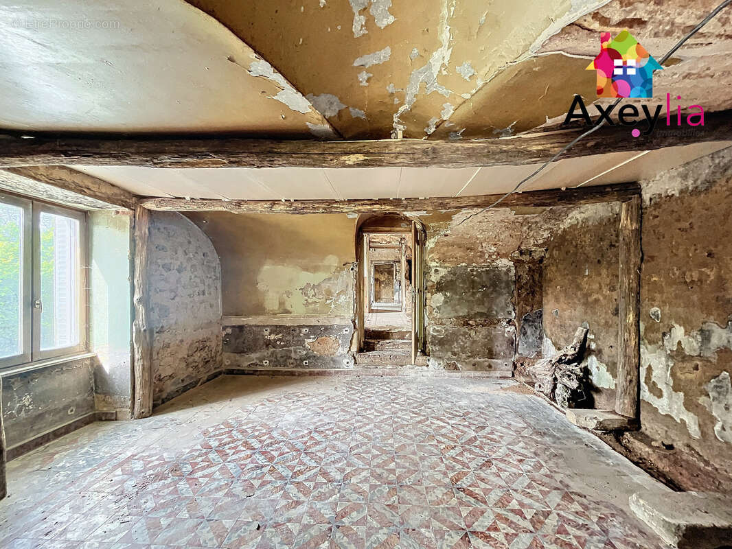 Appartement à CHARLIEU