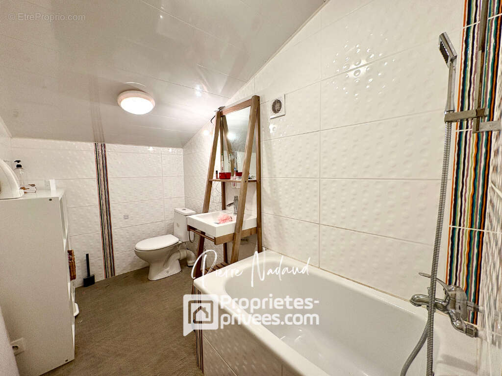 Maison sur la commune de Genissac 4 pièces 3 chambres - photo 10
