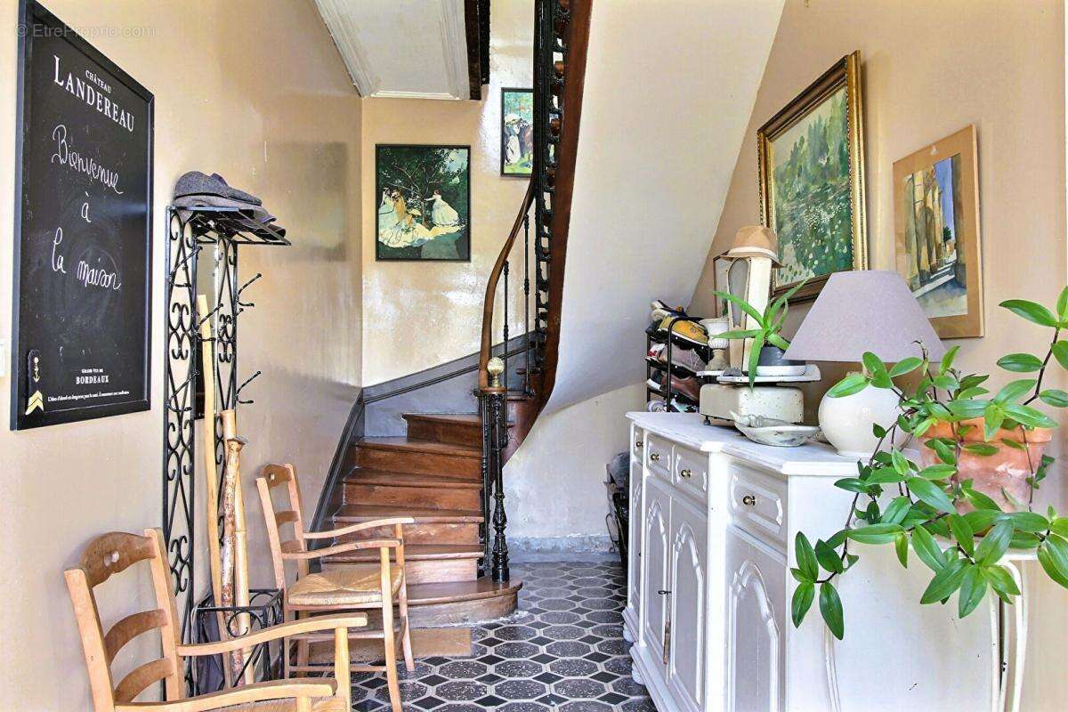 Maison à SAINT-LOUIS-DE-MONTFERRAND