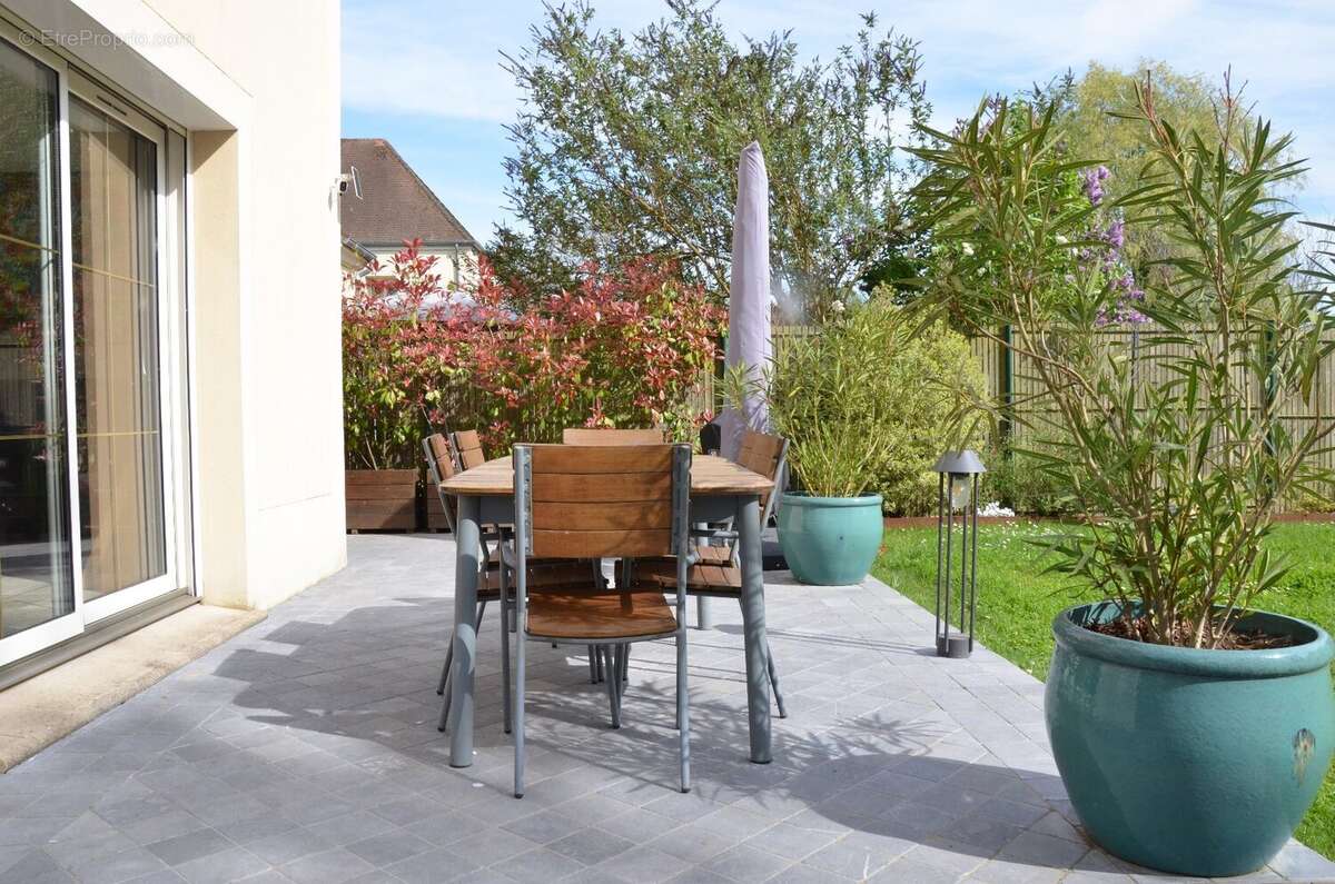 Maison à CHATEAUFORT