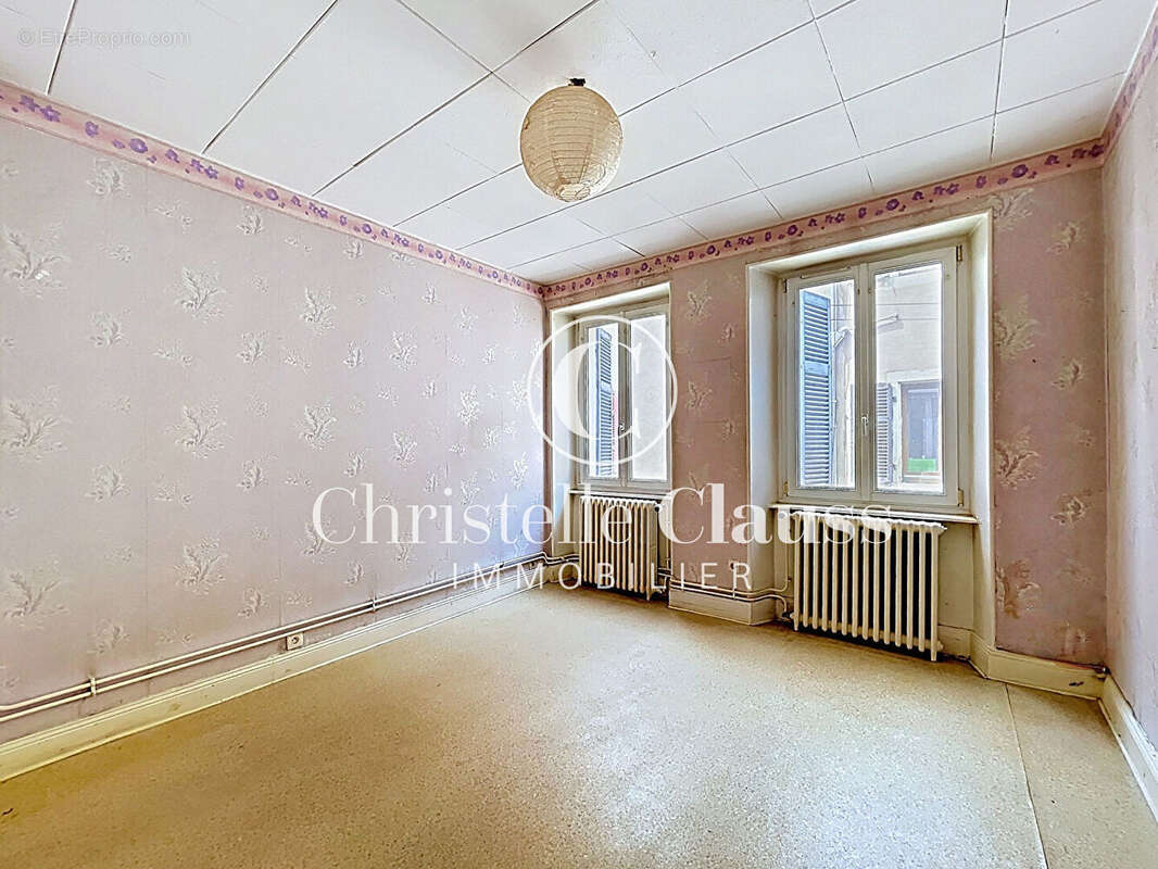 Immeuble de rapport de 188m² habitables à Thann - photo 4