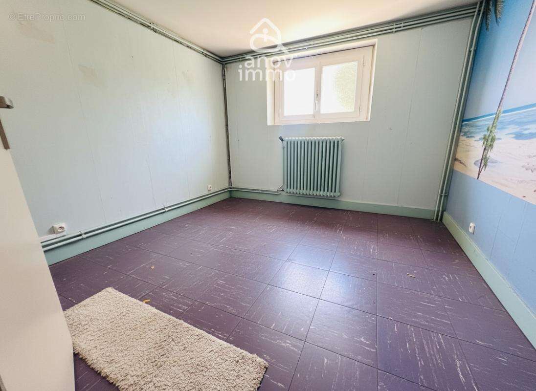 Maison à rénover   angouleme   4 chambres   garage   fort po - photo 10