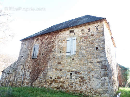 Maison à GOURDON
