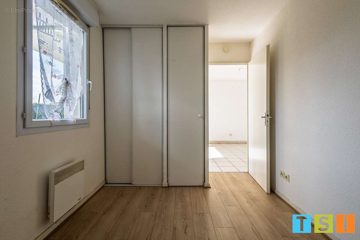 Appartement à CAZERES