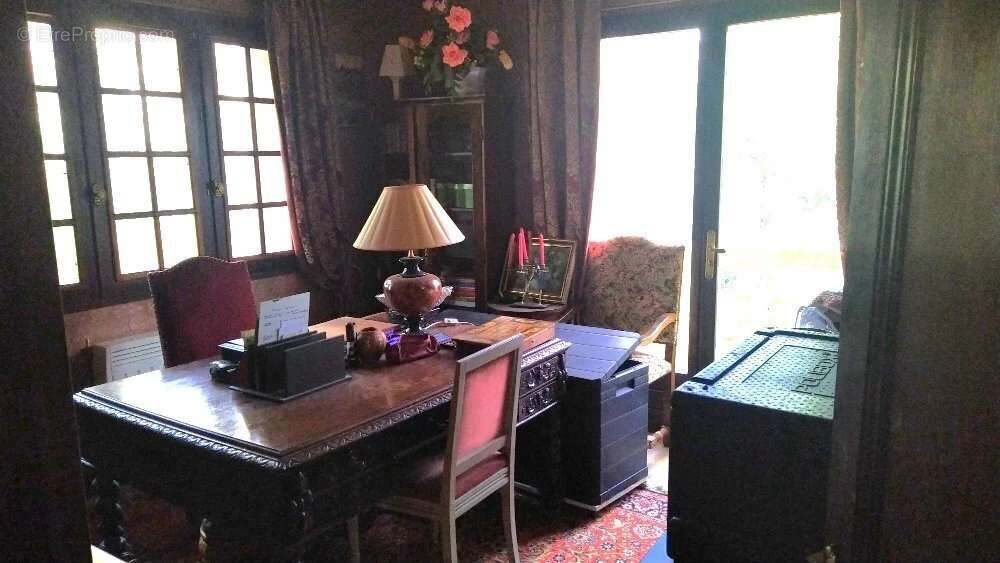 Maison à CHEVIGNY-SAINT-SAUVEUR