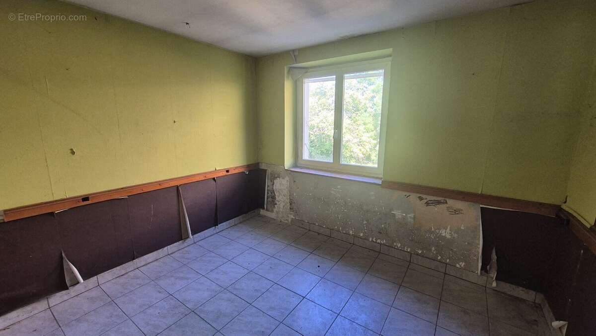 Maison 116 m² à Saint-Martin-Le-Vieux  - photo 5