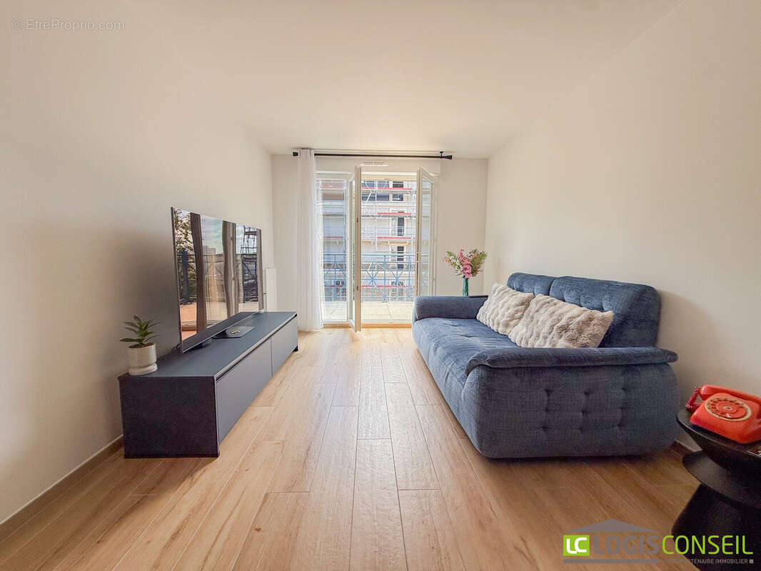Appartement à LE PLESSIS-ROBINSON