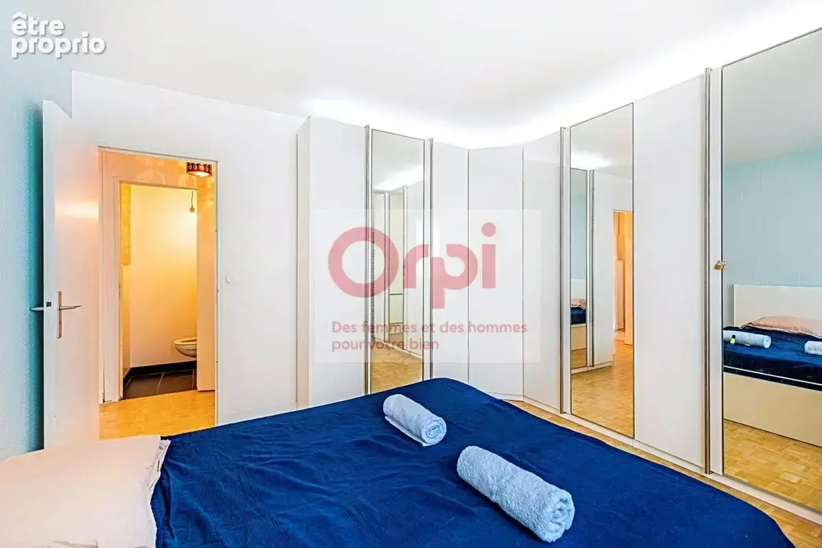 ISSY MAIRIE - Appartement 2 pièces 55 m² - balcon - cave - parking - photo 9