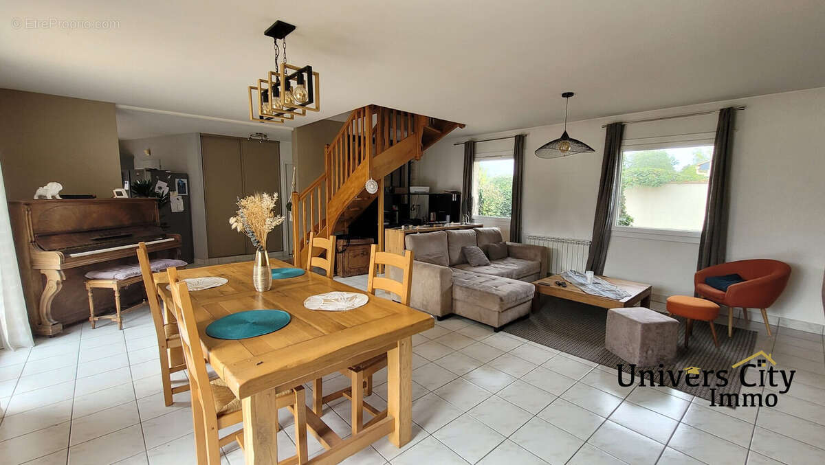 Maison à LES SORINIERES