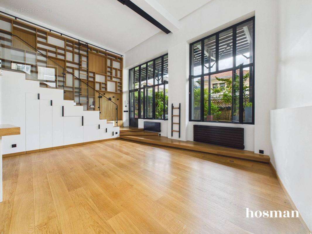 Loft en duplex – 3 pièces 1 chambre et 1 bureau – Terrasse privative - photo 2