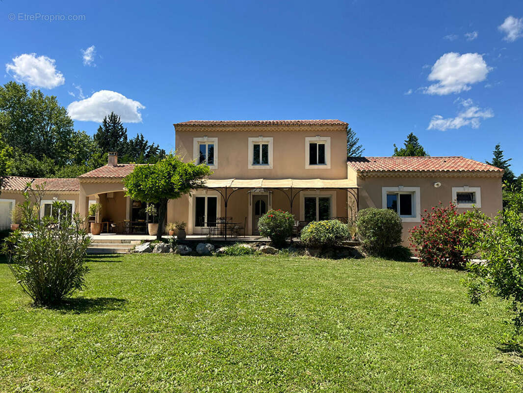 Maison à NOVES