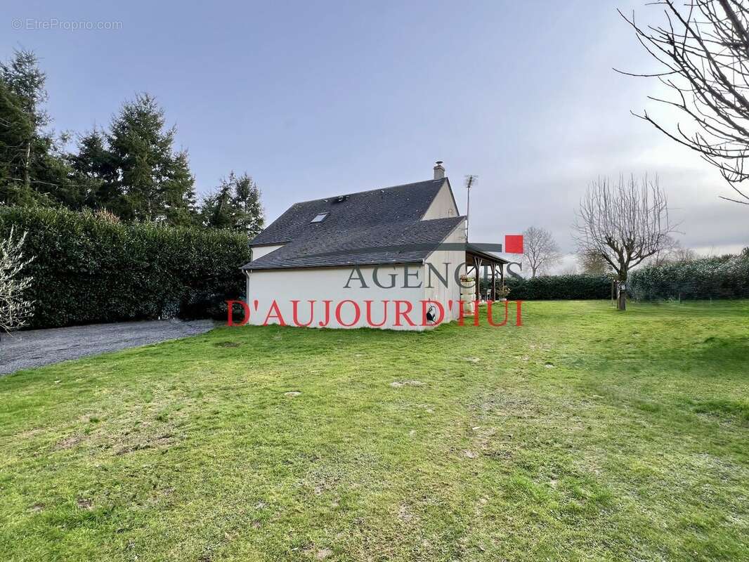 Maison à SAINT-PAUL-DU-VERNAY