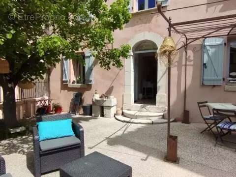 Maison à COURSEGOULES