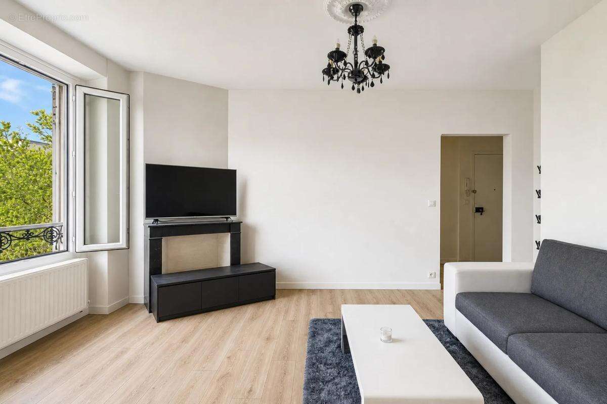 Appartement à STAINS