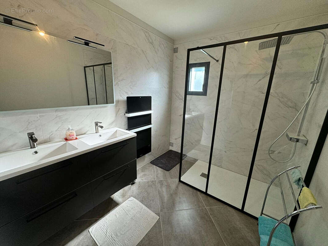 Maison à L&#039;ISLE-JOURDAIN