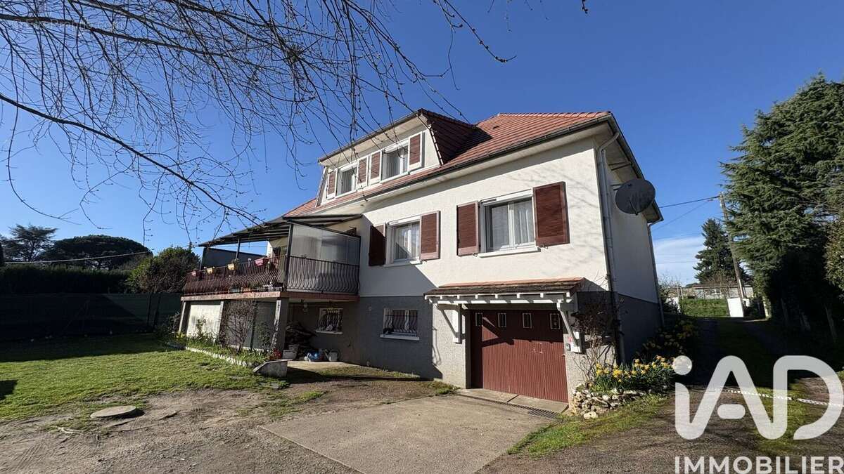 Photo 2 - Maison à CHATELLERAULT