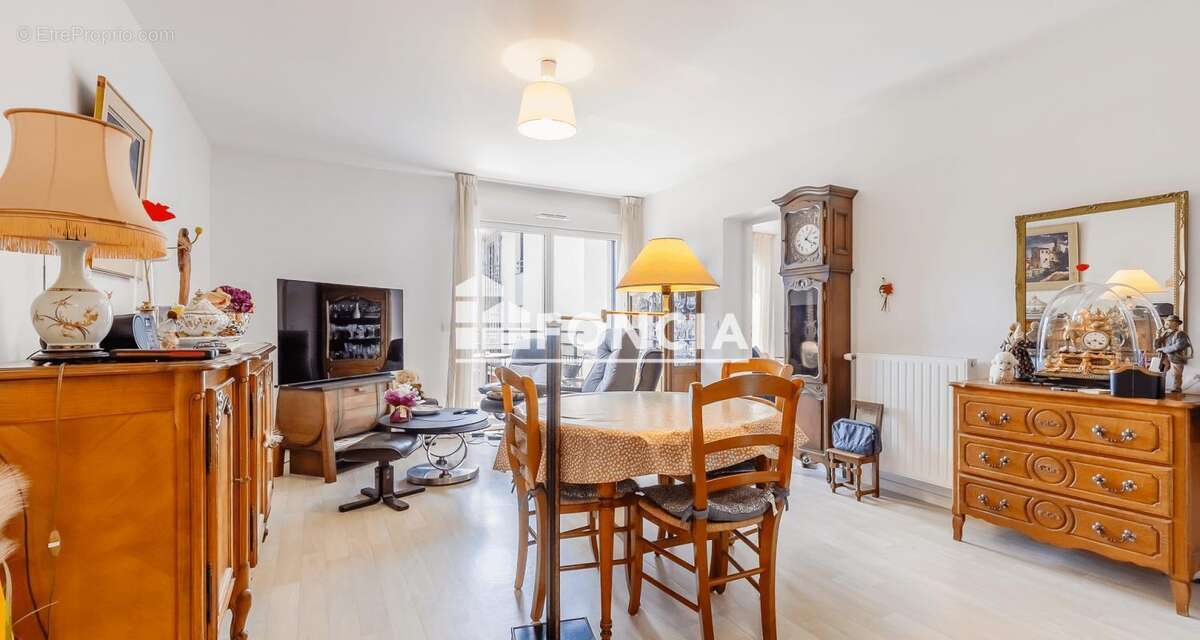 Appartement à LES SABLES-D'OLONNE