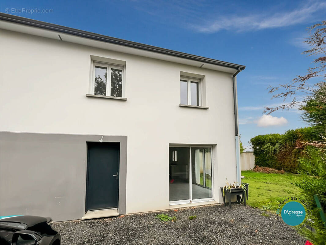 Maison à CHAMPCUEIL