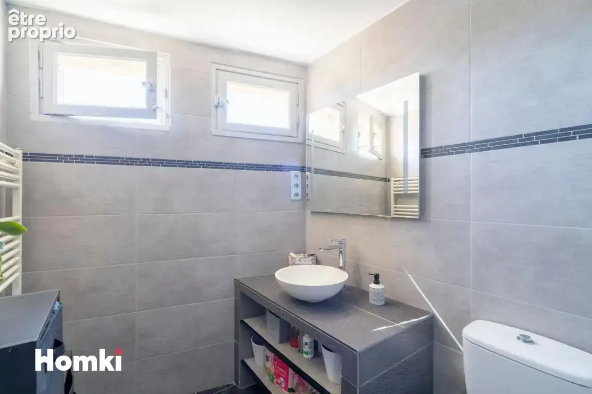 Appartement T5 de 99 m² à Marseille 13009, Boulevard de Sainte-Marguerite - photo 11