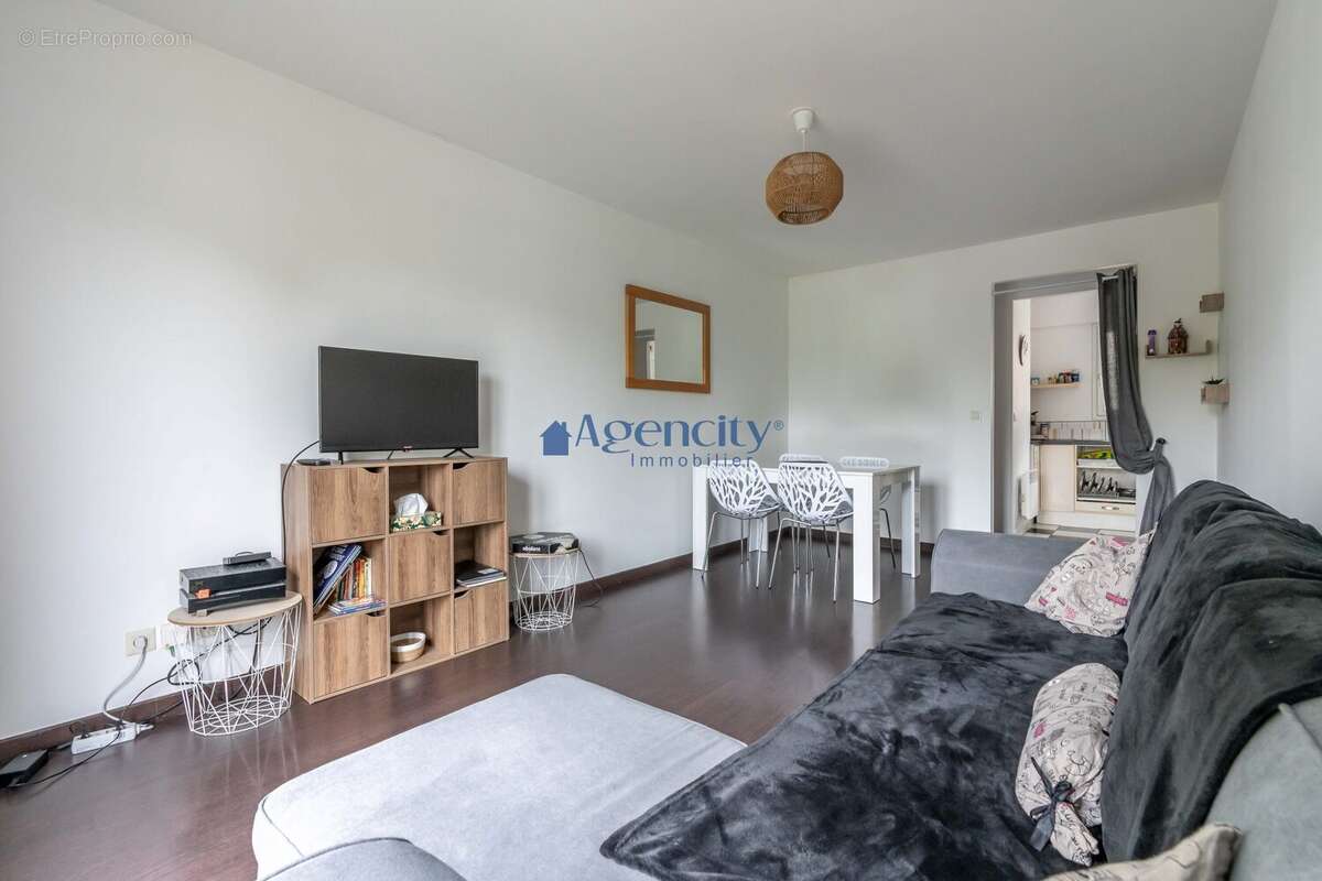 Appartement à TORCY