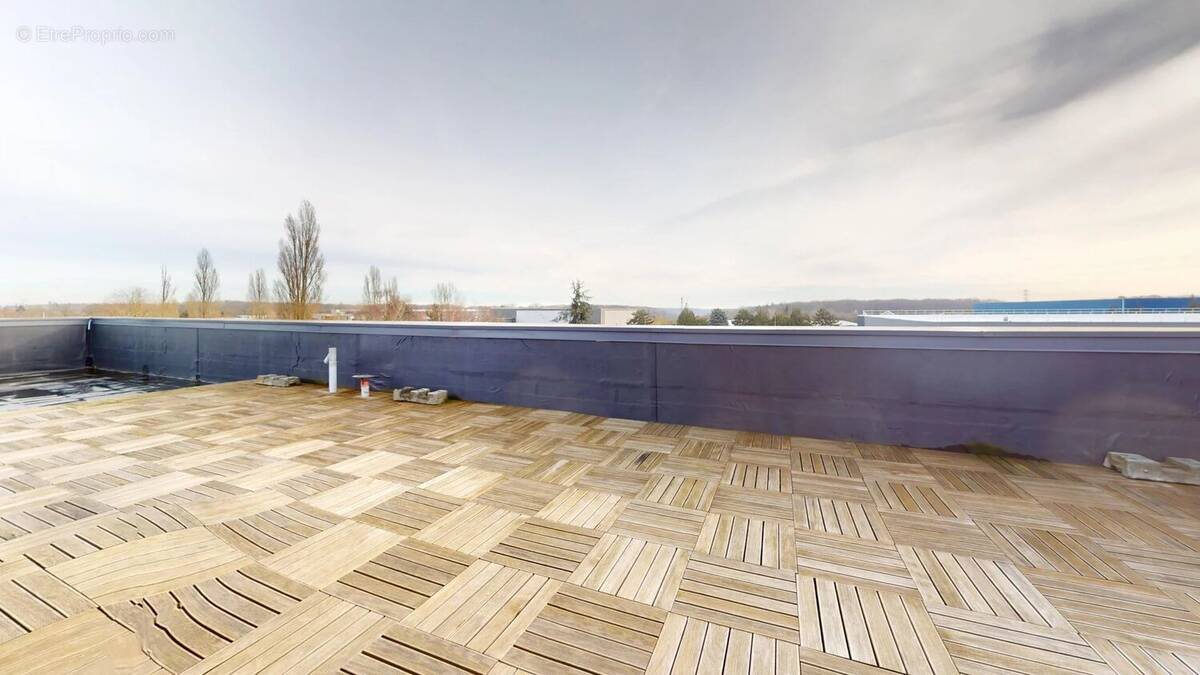 Commerce à COIGNIERES