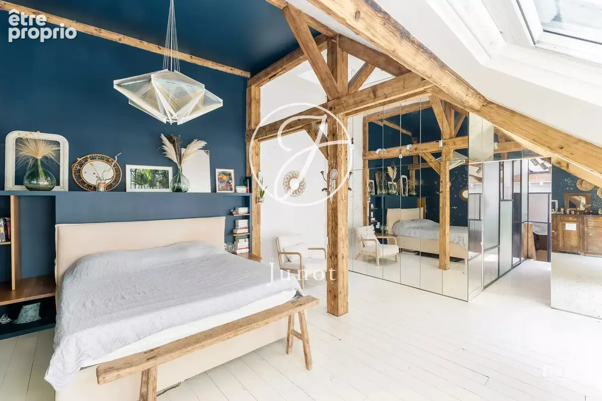 Paris 19e - BUTTES BERGEYRE / BELLEVILLE - Maison/loft - 145,60m² Carrez - 166,30m² au sol - 3 chambres - Volumes - photo 4
