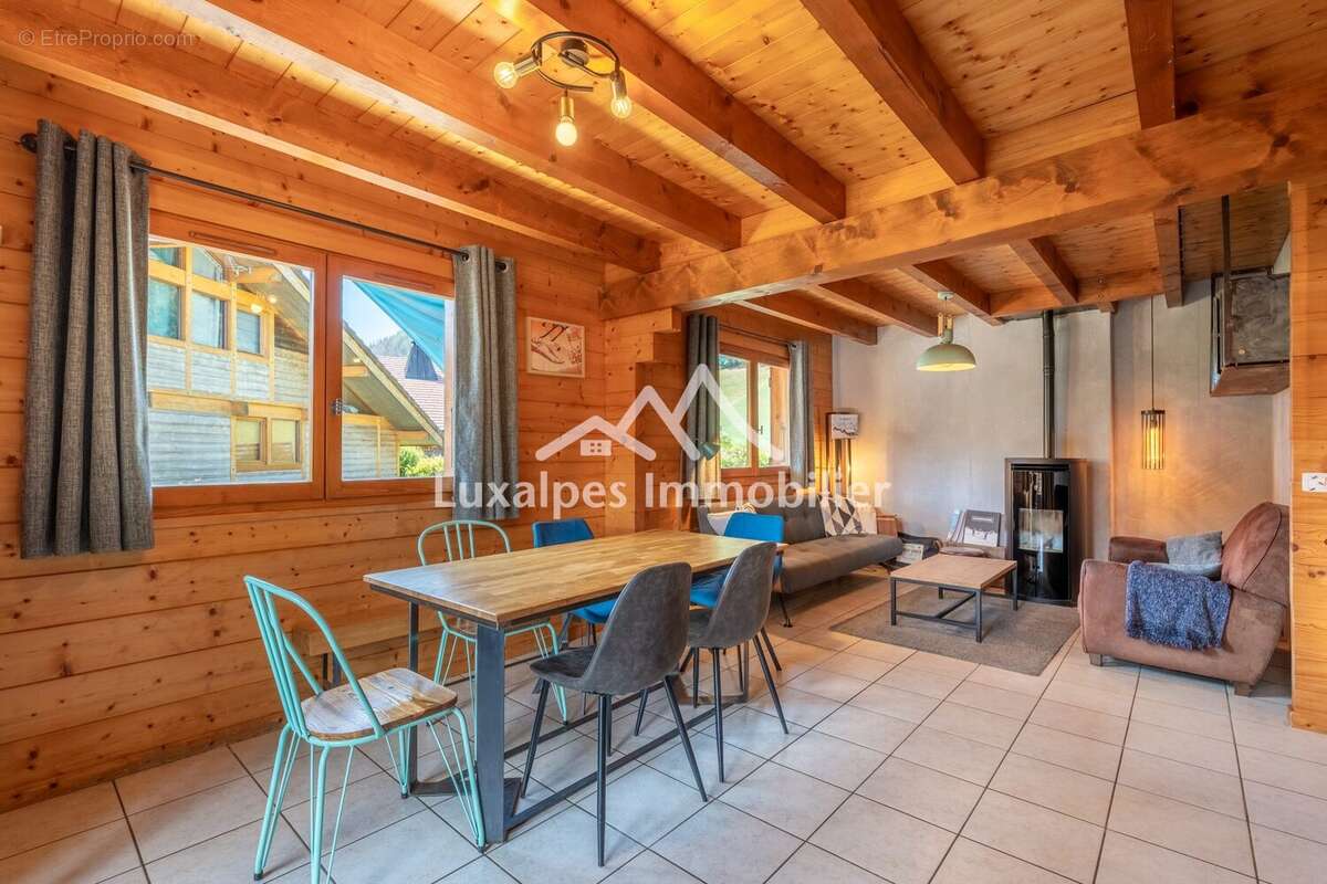 Maison 130 m² à Saint-Jean-De-Sixt  - photo 4