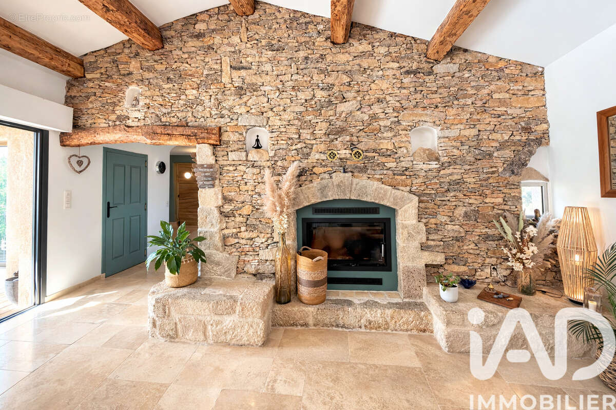 Photo 6 - Maison à PEYROLLES-EN-PROVENCE