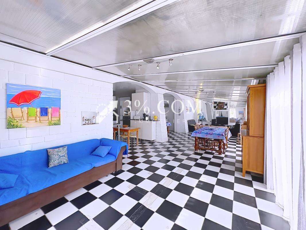 Appartement à FLEURY