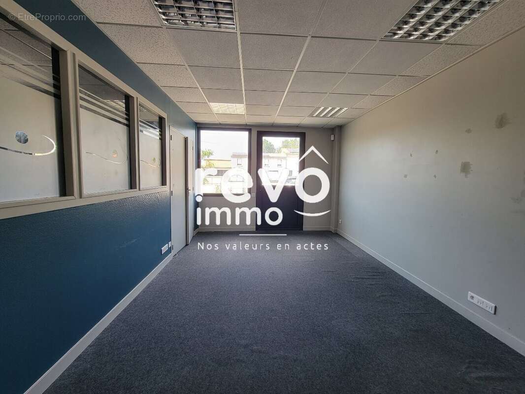 Bâtiment professionnel de 361 m² avec locataire en place et fort potentiel d'exploitation - photo 6