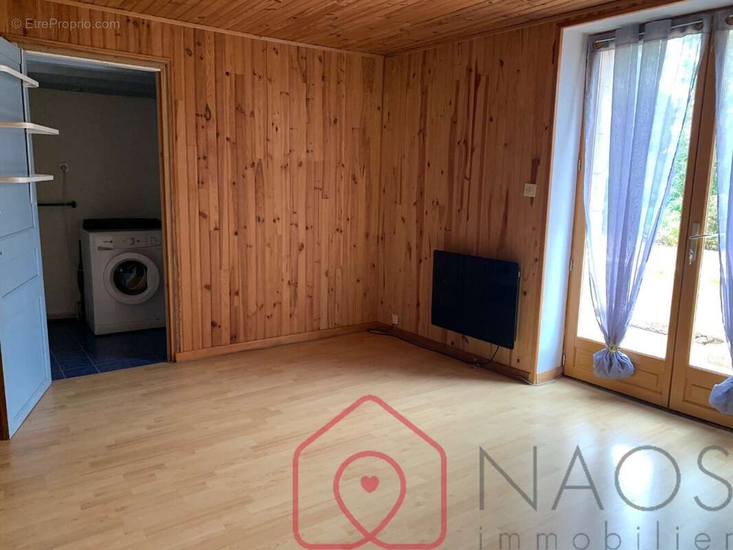 Maison 190 m² à Puiseaux  - photo 6