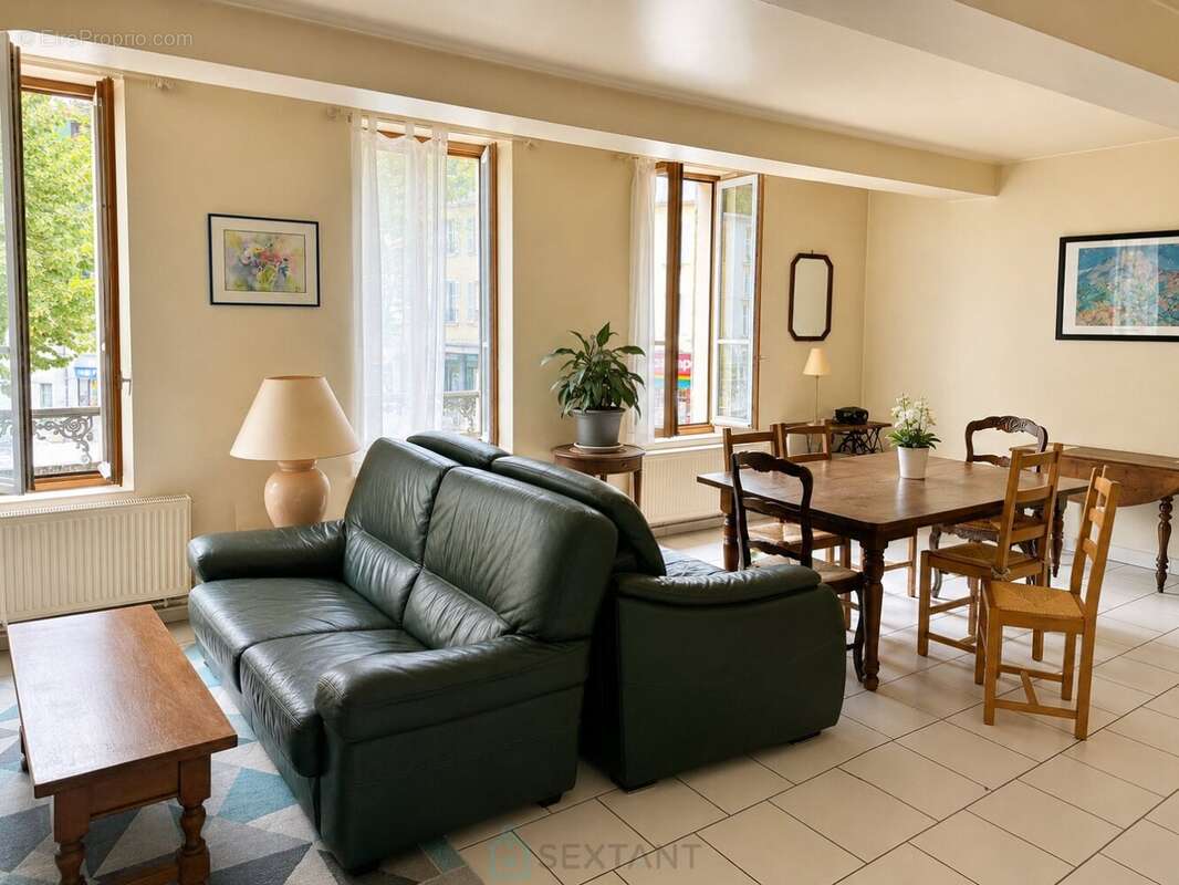Appartement à MANTES-LA-JOLIE