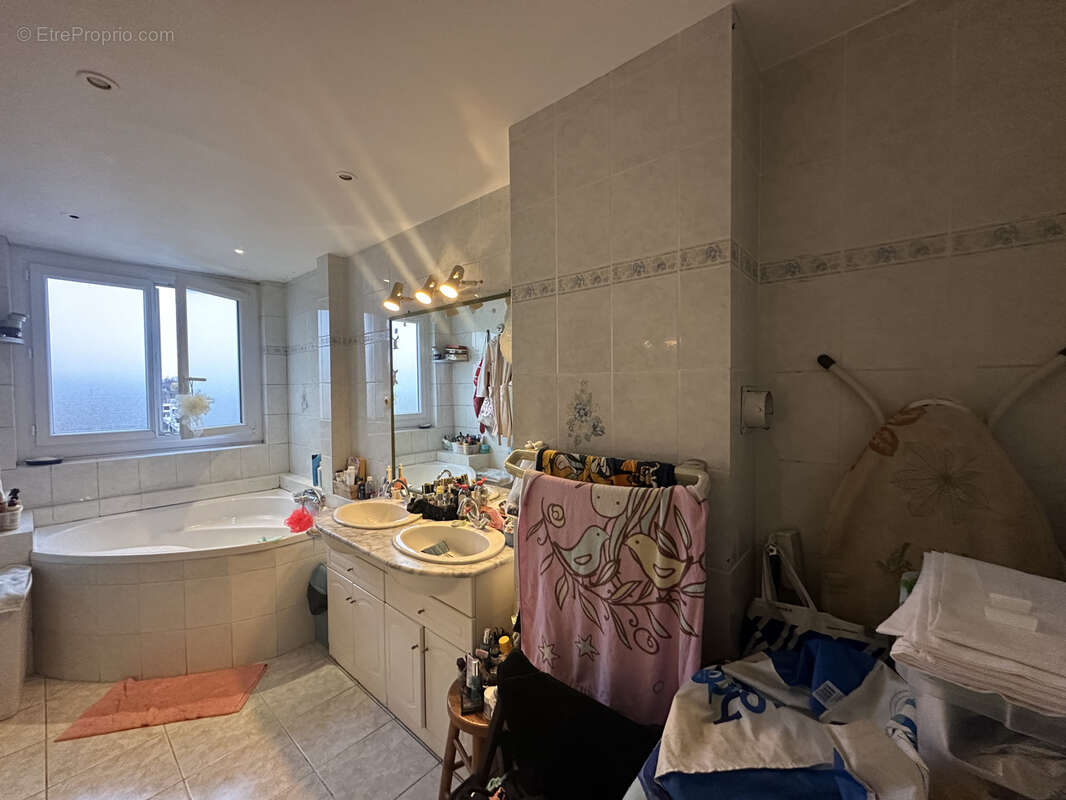 Appartement à CHAMPIGNY-SUR-MARNE