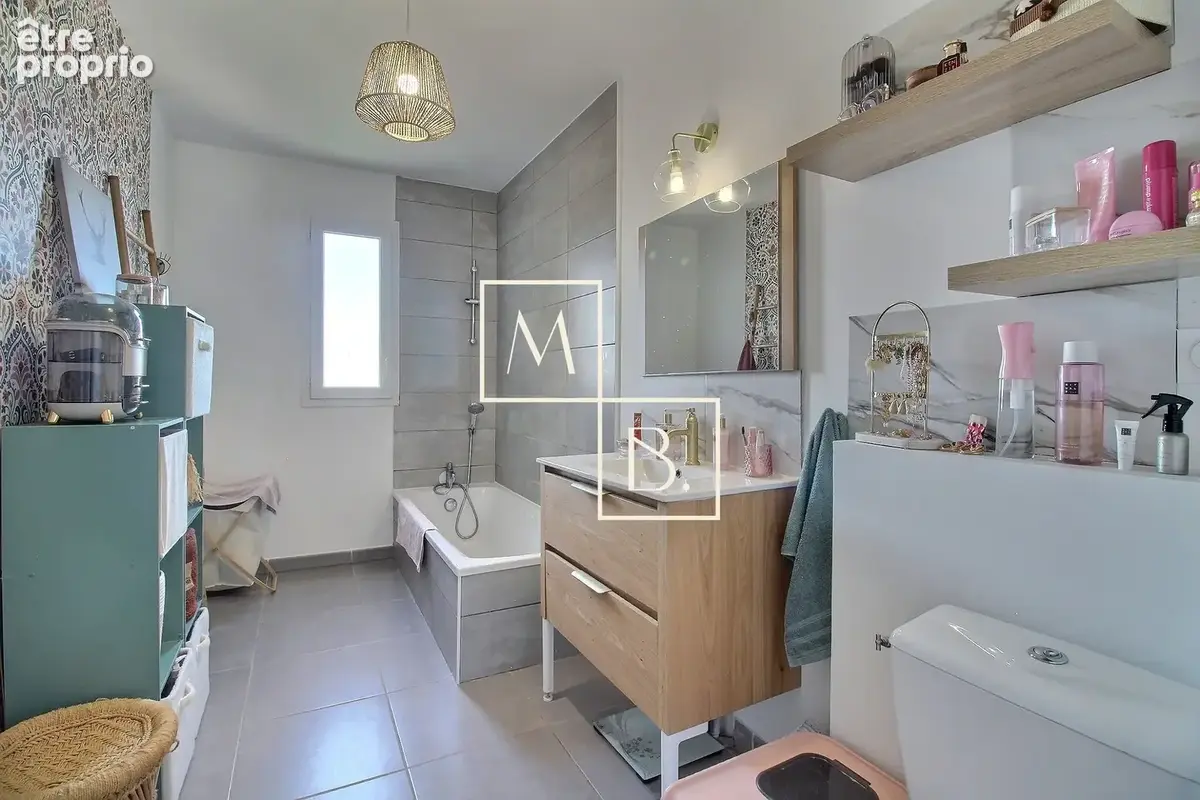Poussan, maison T4 de 88 m2 avec jardinet - photo 14