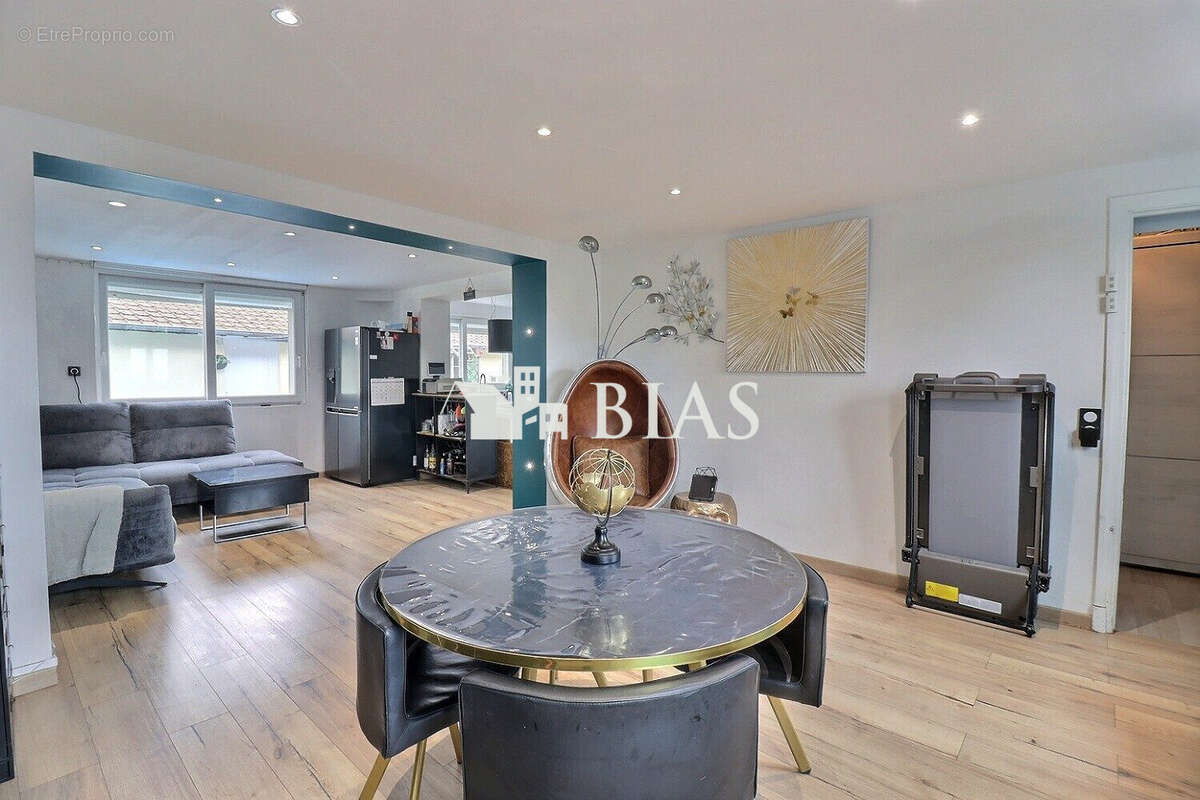 Maison à PONT-L'EVEQUE