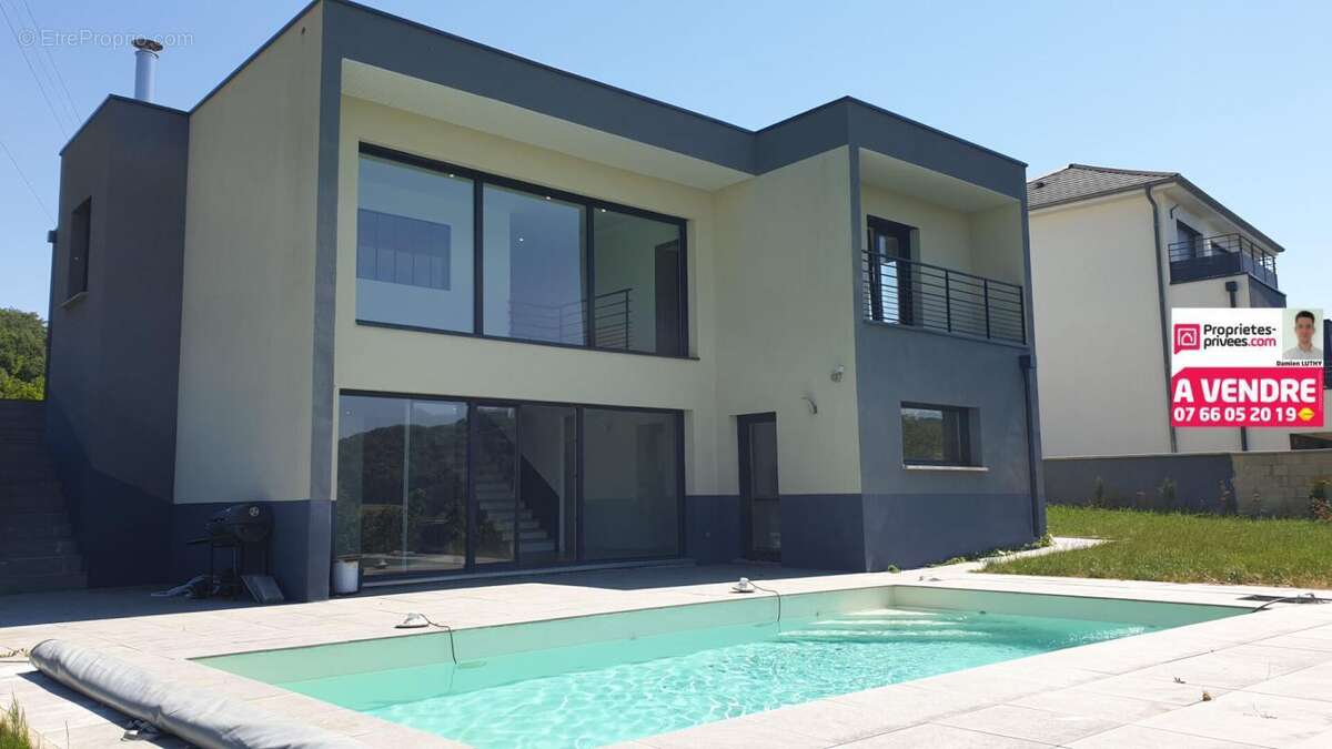 Maison à ESSERT
